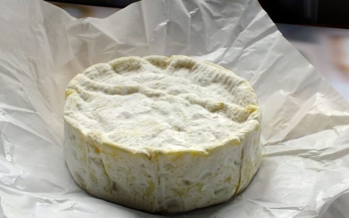 Listeria outbreak in French cheese leads to two deaths and cases in Belgium