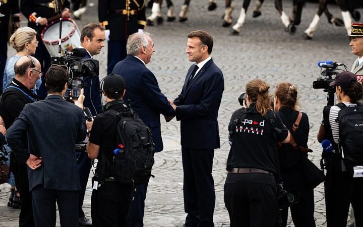 Macron backs PM Bayrou ahead of critical confidence vote amid political tensions in France