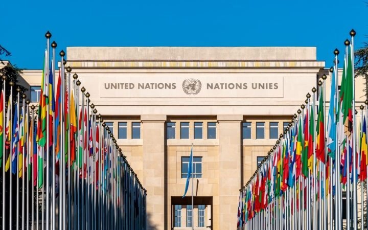 Negotiators face impasse on global plastics treaty ahead of crucial deadline