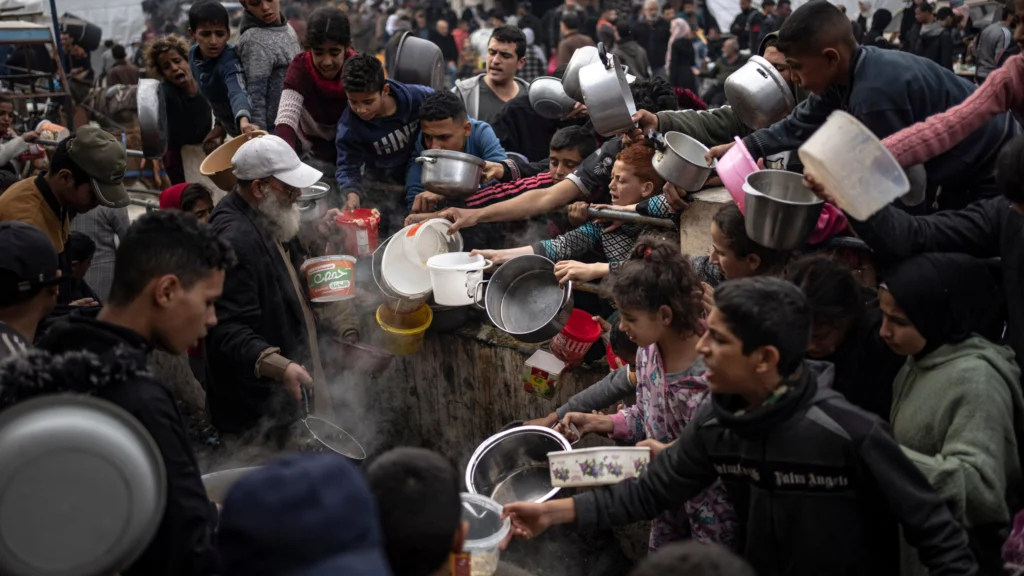 Over 500,000 children in Gaza at risk of infectious diseases amid health crisis