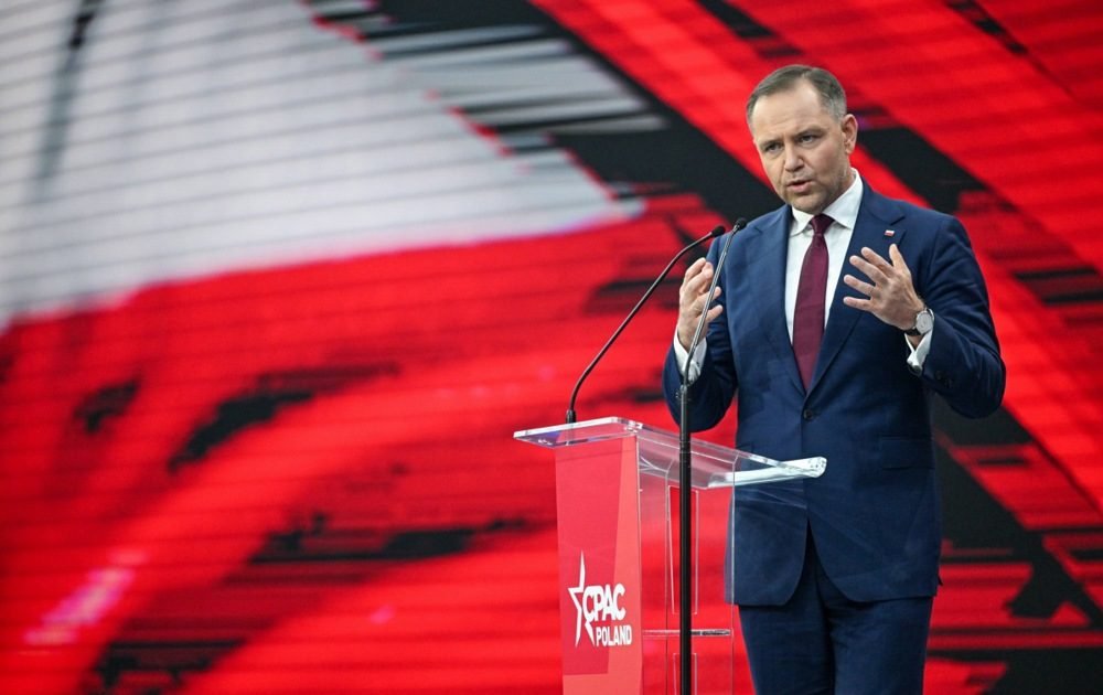 Poland's president-elect adopts firm stance in first call with Zelenskyy
