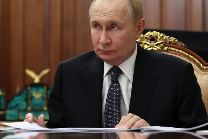 Putin dismisses European peacekeeping role in Ukraine, undermining Trump efforts