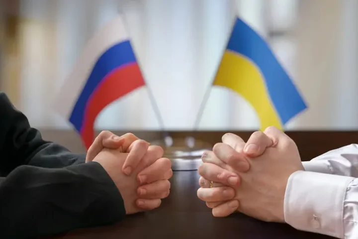 Putin suggests partial ceasefire ahead of summit as peace talks regain momentum