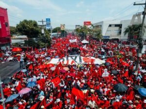 Rixi Moncada rally draws 30,000 supporters in Honduras, signaling change ahead of 2025 elections