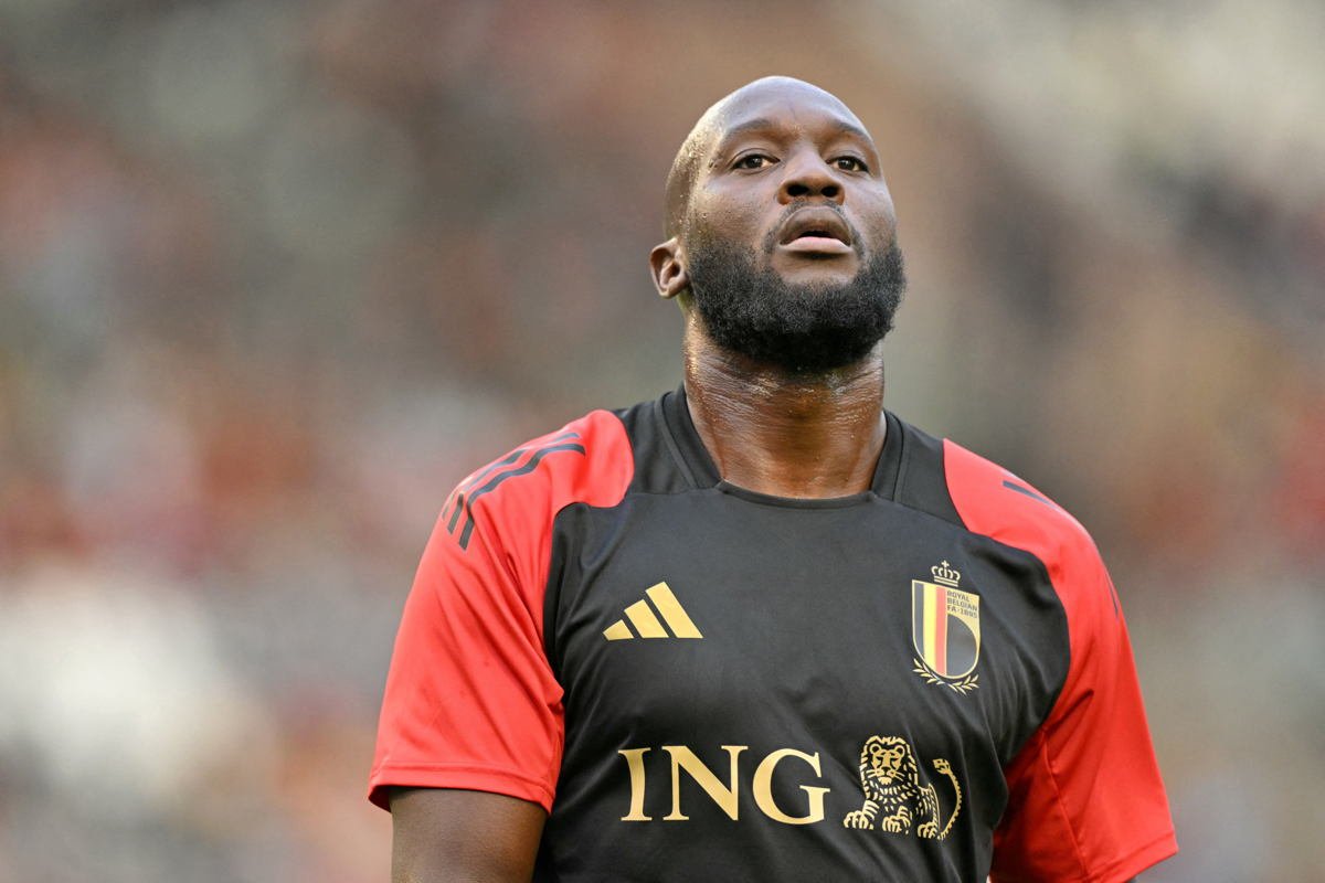 Romelu Lukaku faces months on the sidelines due to thigh injury