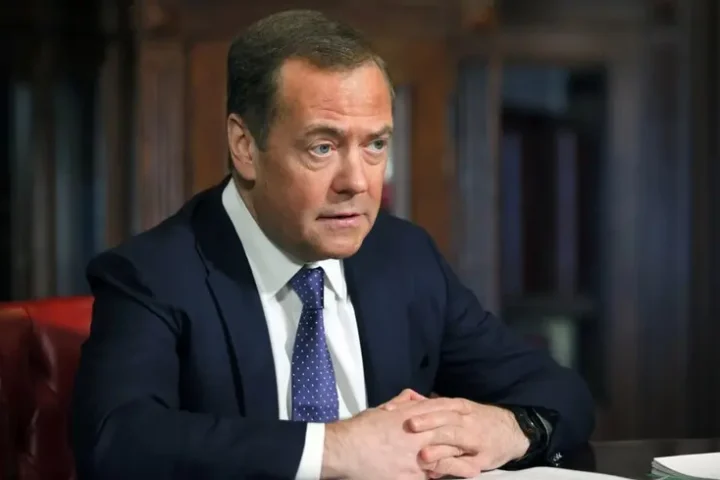 Russia and the US shift responsibility for Ukraine war outcomes to Kyiv and Europe after Alaska summit
