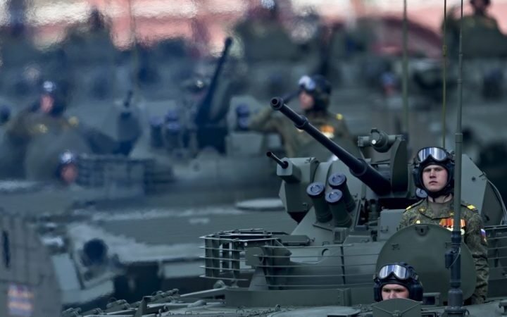 Russia claims significant advance in Ukraine as summit with US president approaches