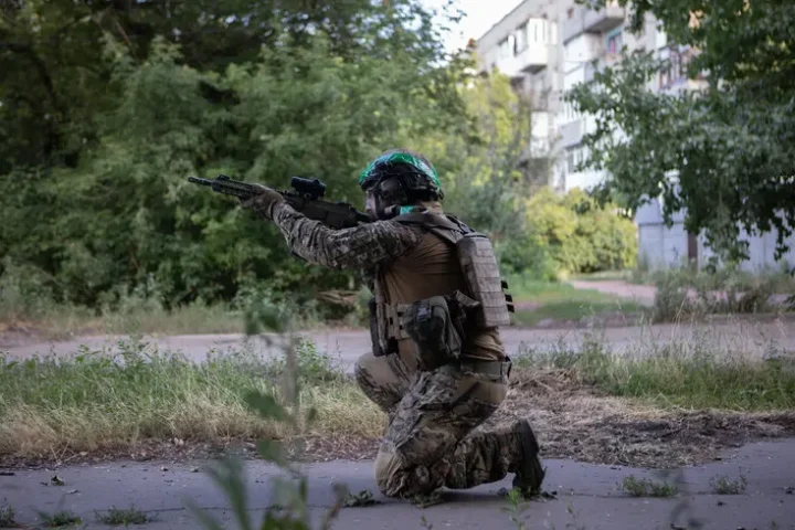 Russian forces penetrate village in Dnipropetrovsk region; significant part neutralized by Ukrainian defenders