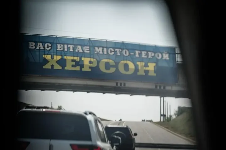 Russian forces strike outskirts of Kherson on Ukraine's Independence Day