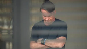 Surveillance heightened around Bolsonaro's residence amid risk of escape