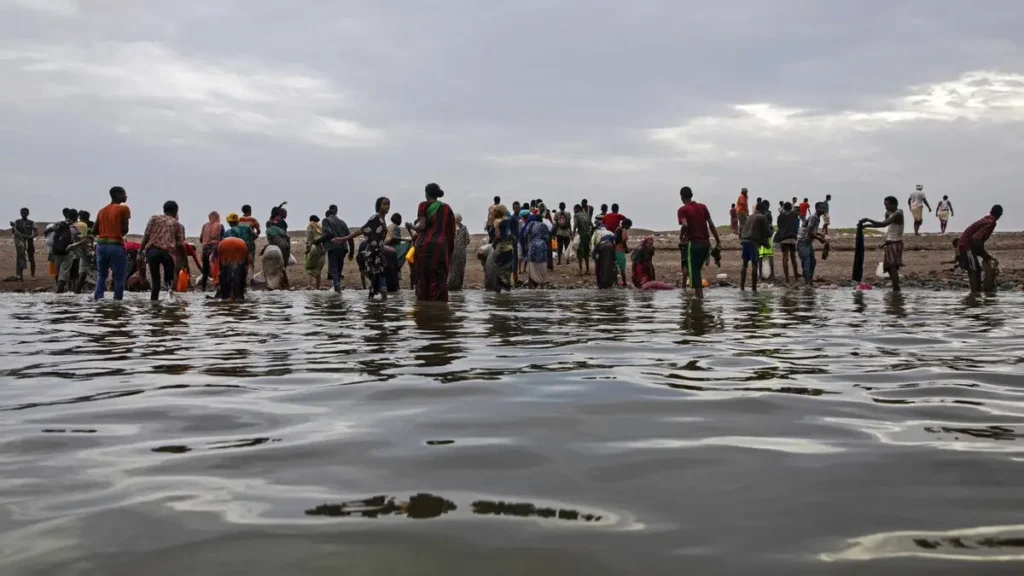 Tragic boat sinking off Yemen reveals grave dangers of Eastern migration route