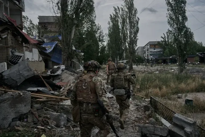 Ukrainian forces secure Pokrovsk from Russian military reconnaissance units