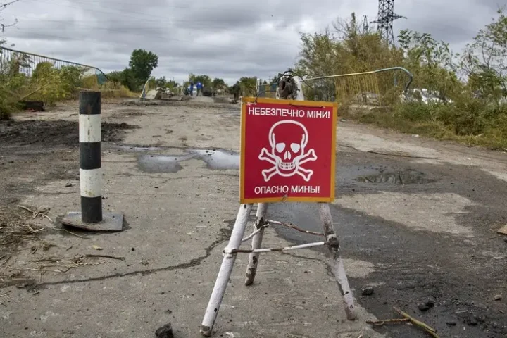 UN reports over one million mines scattered across Ukraine, raising humanitarian concerns
