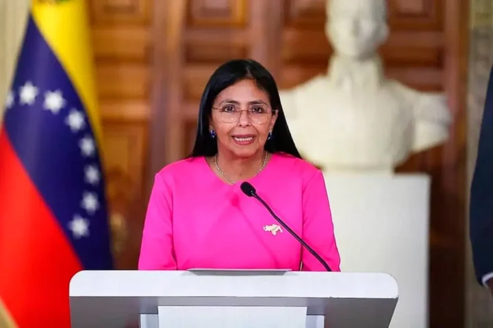 Venezuelan vice president highlights national unity in response to perceived US aggression