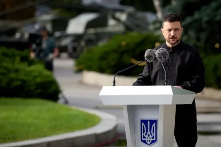 Zelensky states that the blue-and-yellow flag represents a dream for many Ukrainians in occupied territories