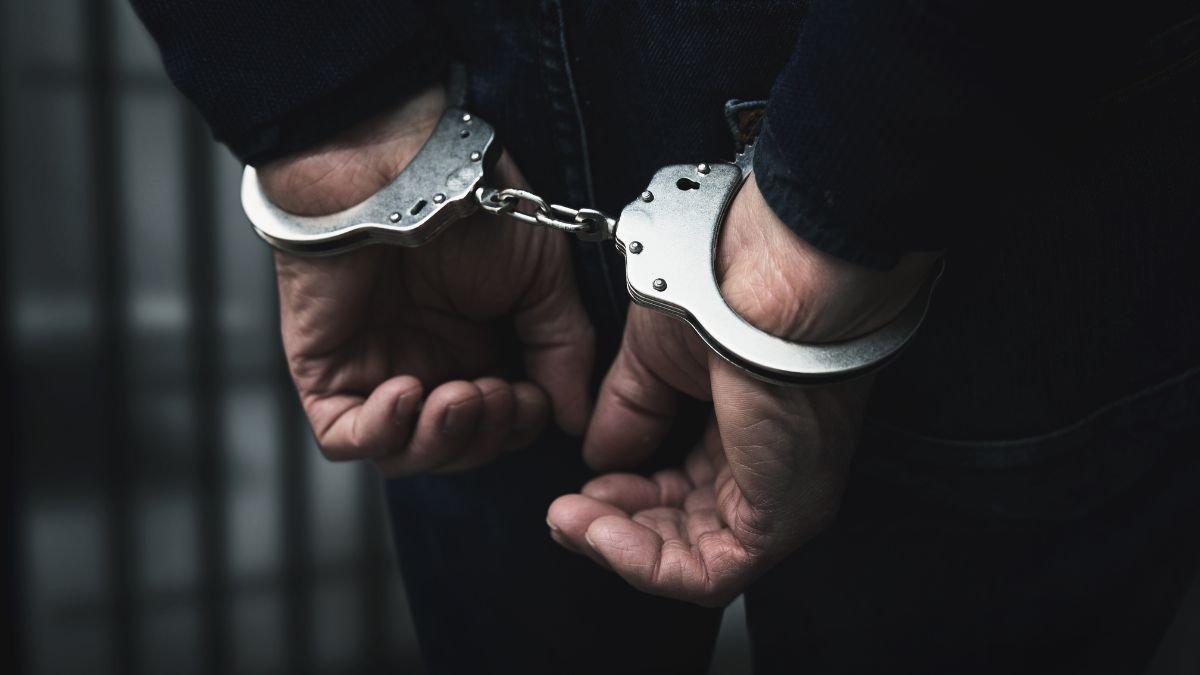 Dutch authorities arrest two teenagers over alleged Russian espionage plot
