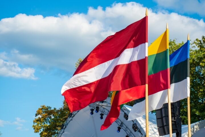 Baltic lawmakers call on US Congress to sustain security aid amidst budget concerns