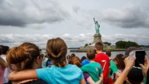 Decline in U.S. tourism linked to immigration policies and rising geopolitical tensions