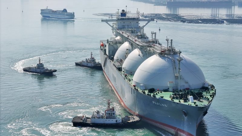 EU nations progress towards potential ban on Russian oil and gas