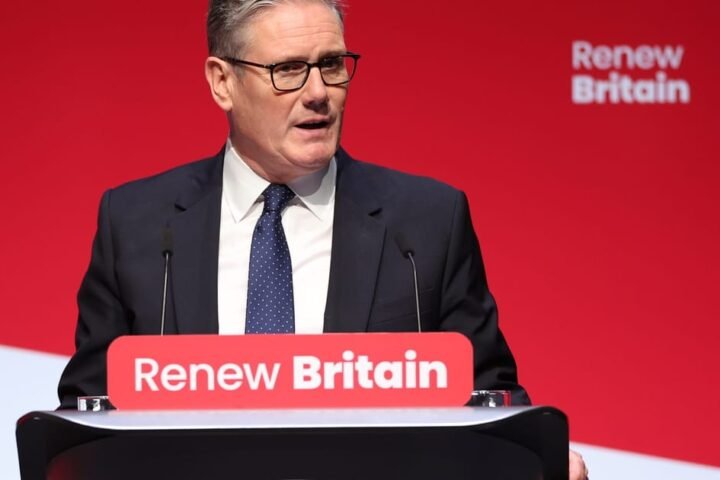 Keir Starmer criticizes Nigel Farage's immigration policy as migration debate intensifies in Labour party