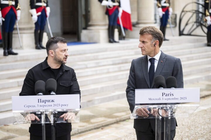 Macron announces Europe's readiness to offer security guarantees to Ukraine