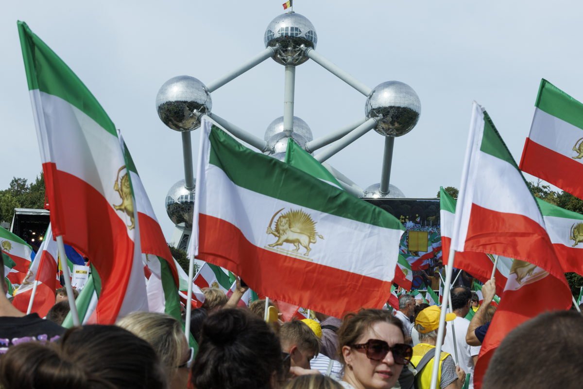 Protests in Brussels call for European support against Iranian regime