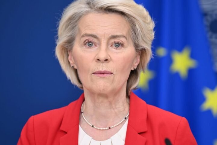 Socialists and liberals in Europe express frustrations over von der Leyen's leadership amid no-confidence talks