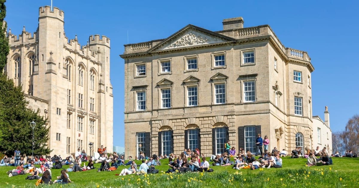 UK universities face financial challenges amid rising costs and international fee increases