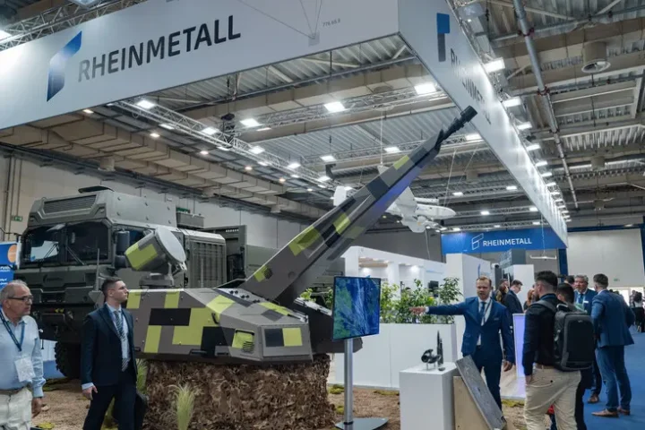 Ukraine to receive Rheinmetall's Skyranger drone defense systems for Leopard tanks