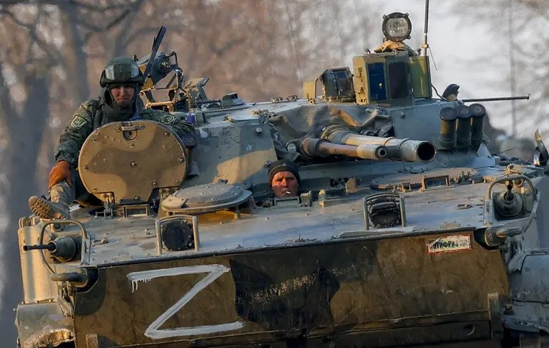 Ukrainian forces report stabilization efforts amid Russian advances in the Lyman sector