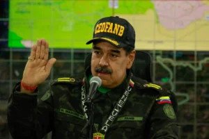 Venezuelan president announces consultations on foreign commotion decree amid national defense plans
