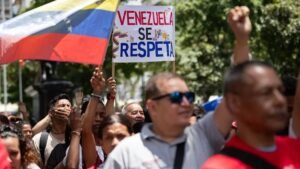 Venezuelans show unity in defending sovereignty amid U.S. threats, survey finds