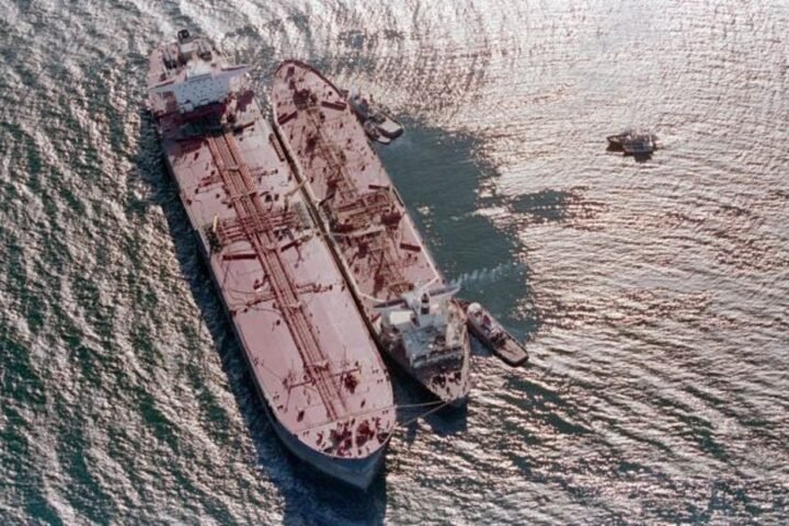 Russian shadow fleet accused of dumping oil in European waters