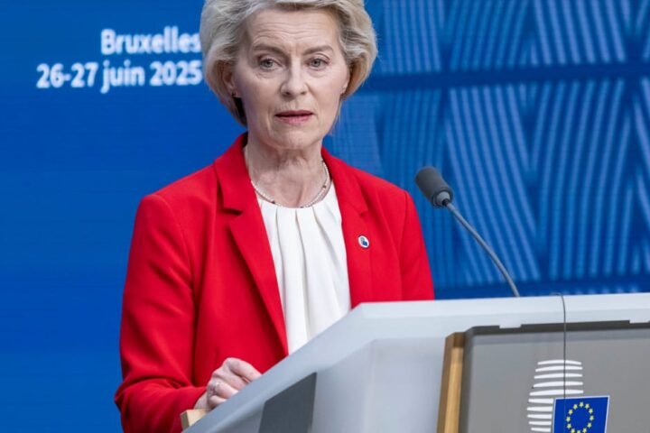 EPP threatens to reject EU budget proposal amid ongoing negotiations with the Commission