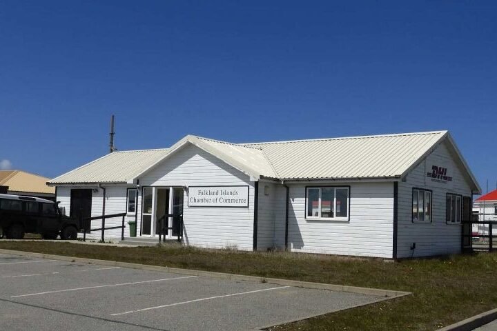 Falklands hosts information sessions on minimum wage accommodation offset updates
