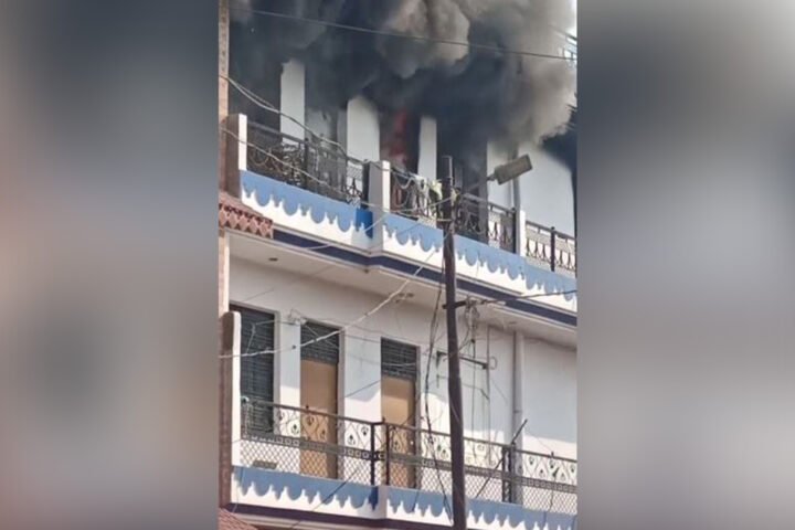 Fire erupts at warehouse in Prayagraj, firefighting efforts underway