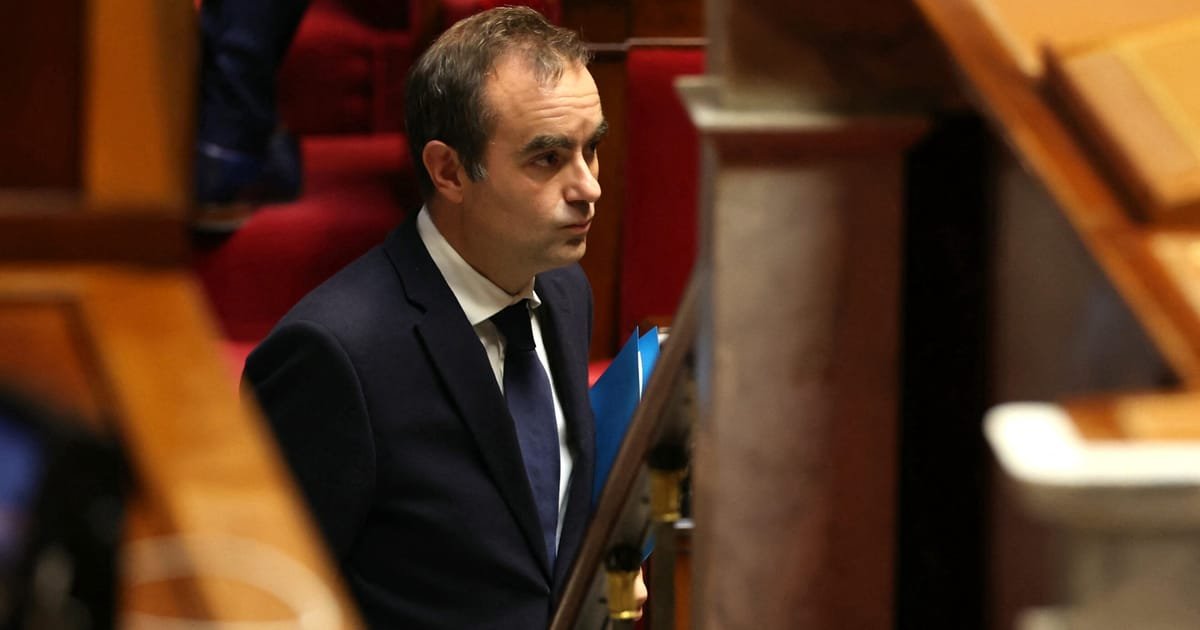 French prime minister suspends retirement reform to stabilize government amid political turmoil
