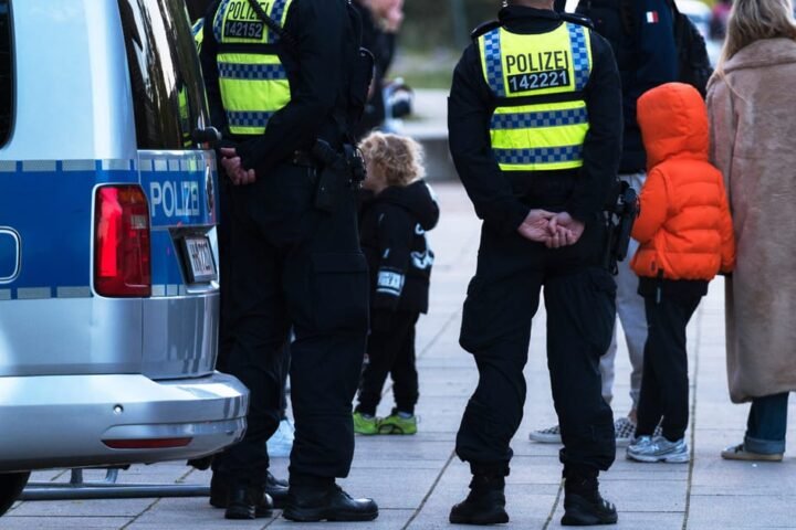 German police arrest three men for allegedly plotting attacks linked to Hamas