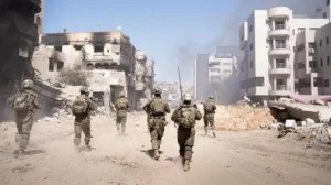 Israel closes main route for displaced Palestinians returning to northern Gaza