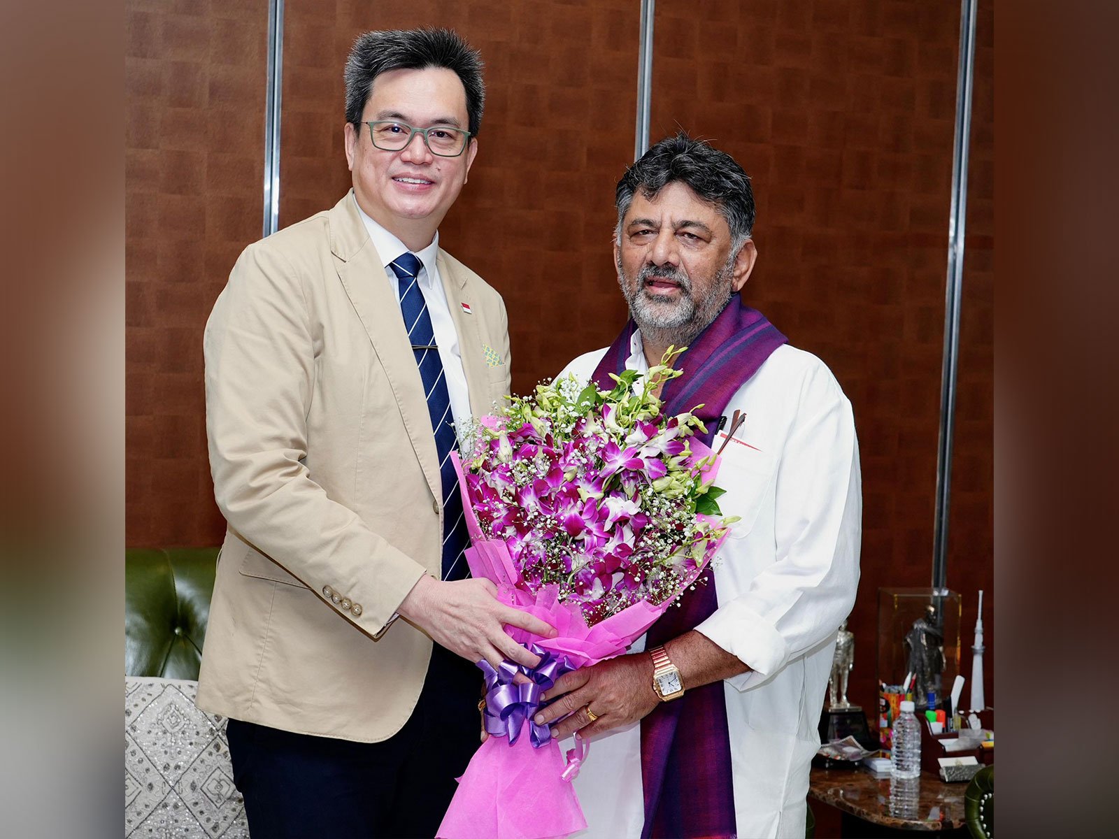 Karnataka deputy chief minister meets Singapore consul-general to enhance urban development and investment cooperation