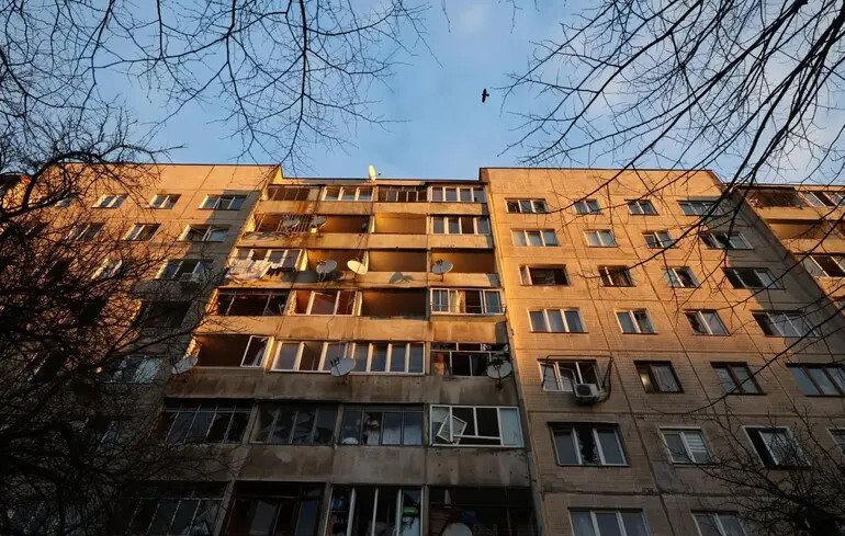 Parts of Lviv without power as Russian attacks disrupt public transport services