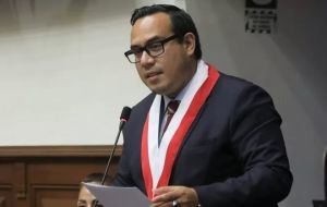 Peru's acting president plans broad-based cabinet amid criticism for delays