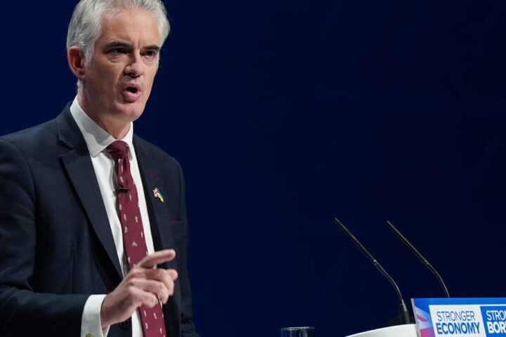 Top Tory labels Farage's key supporters as conspiracy theorists in revealing interview