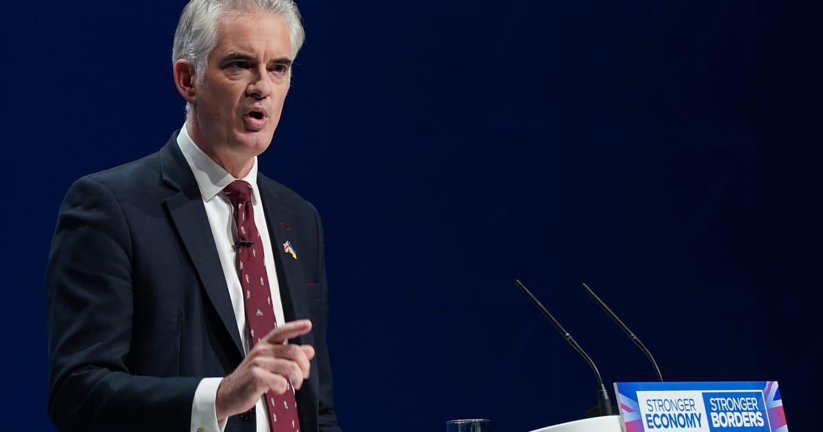 Top Tory labels Farage's key supporters as conspiracy theorists in revealing interview