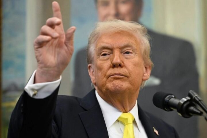 Trump authorizes CIA covert operations in Venezuela amid escalating military tensions