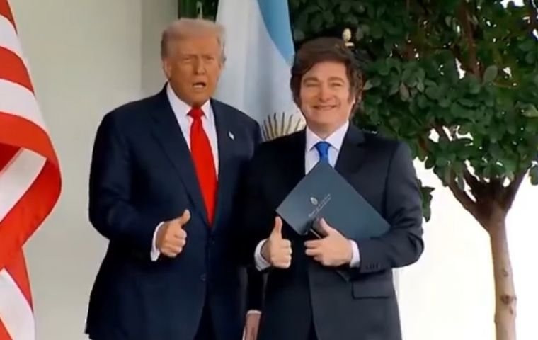 Trump warns Argentina that future US aid depends on election outcome