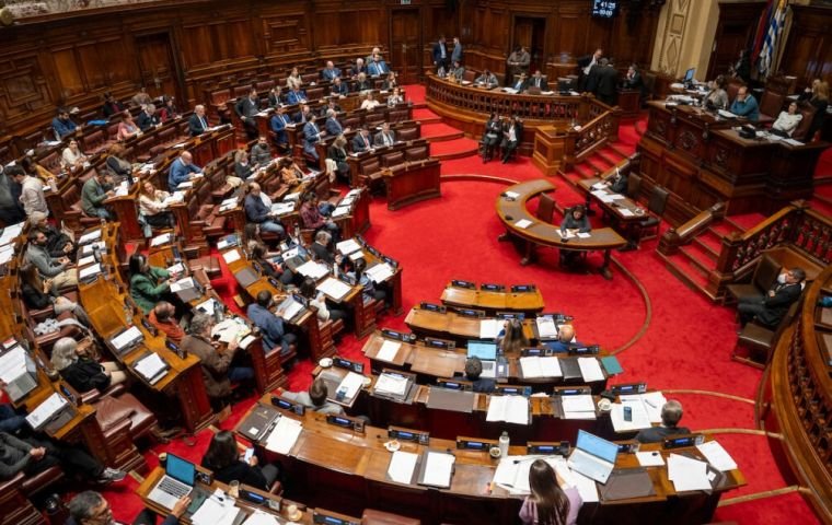 Uruguay set to become first Latin American country to legalize euthanasia