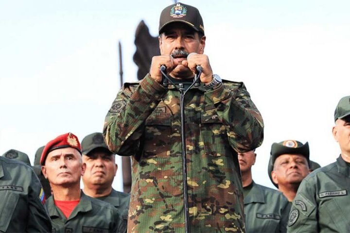 Venezuela warns of strong defense measures against potential US military actions